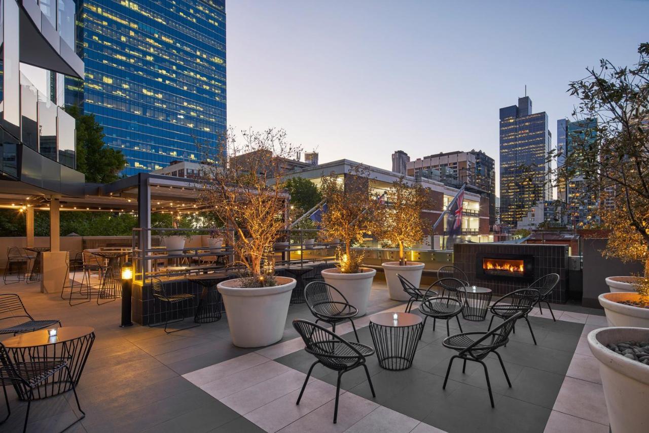 쉐라톤 멜버른 호텔 멜번 외부 사진 The rooftop bar at the Crown Hotel