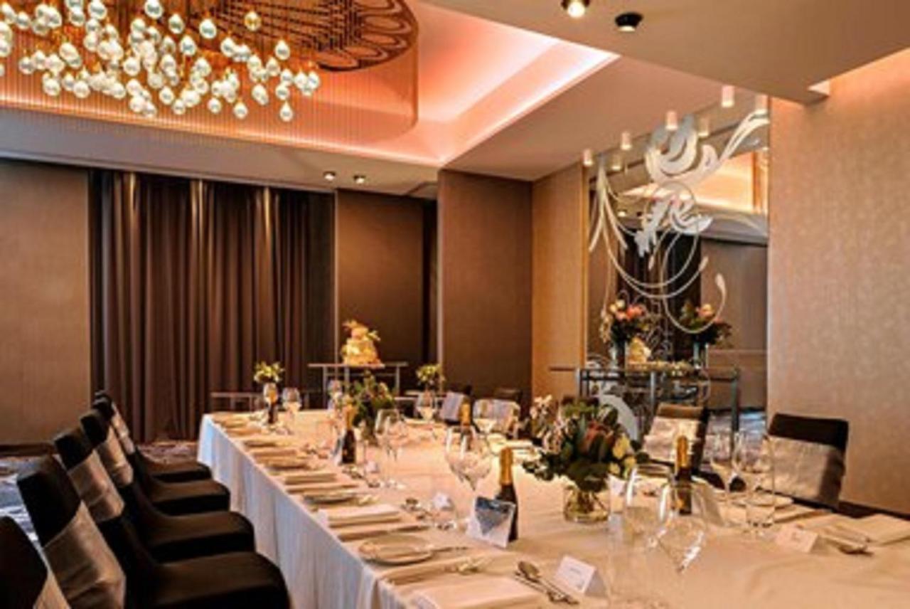 쉐라톤 멜버른 호텔 멜번 외부 사진 The private dining room at the restaurant